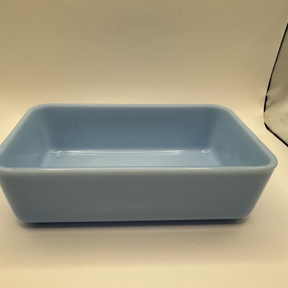 Vintage McKee refrigerator dish-no lid